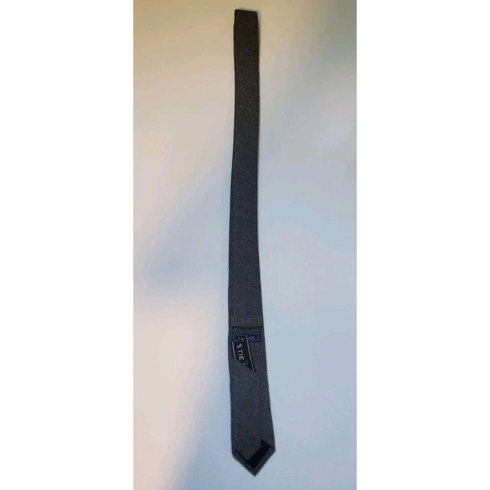 NWT The Tie Bar Gray Textured Geometric Speckled 100% Silk Necktie